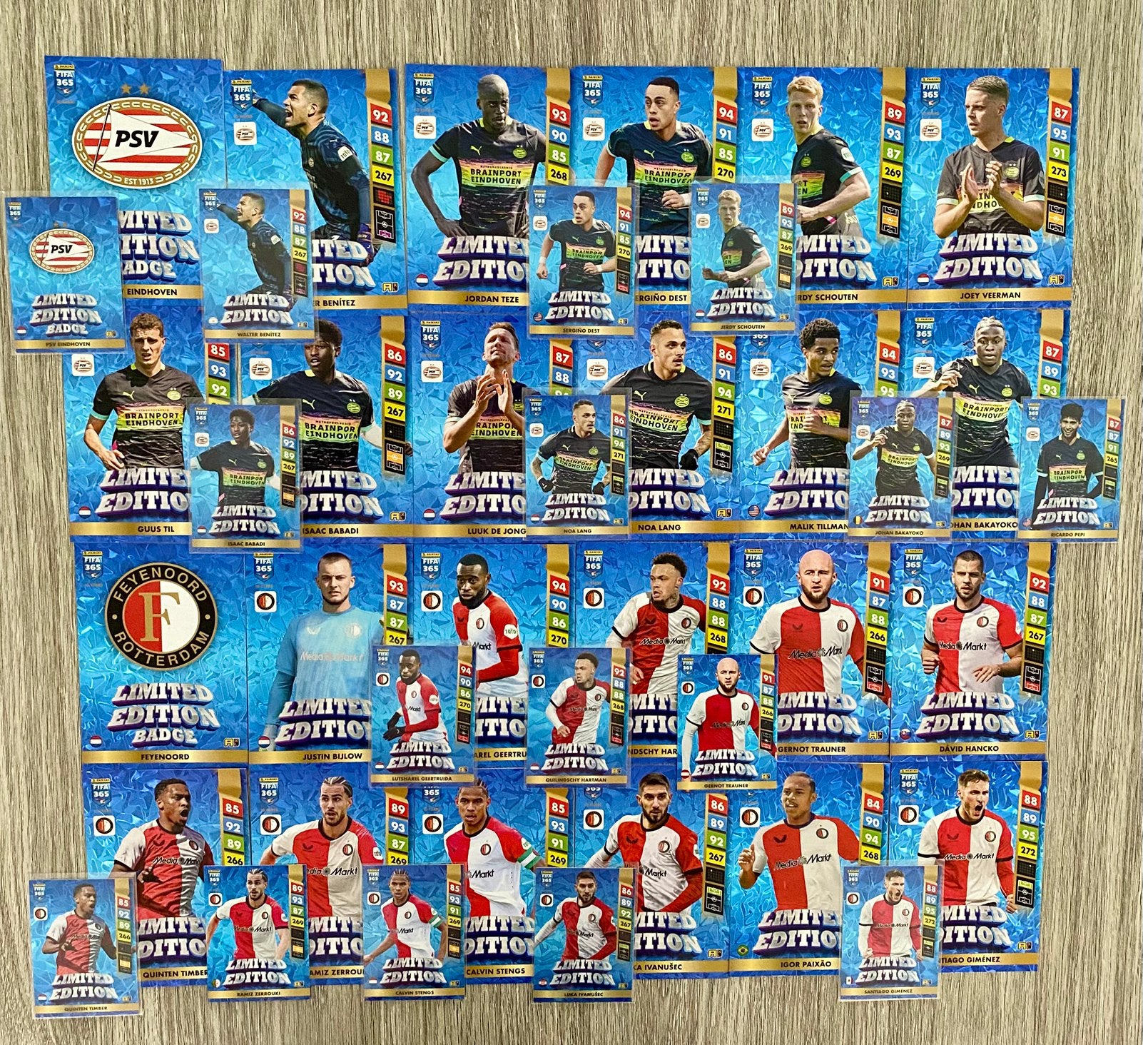 Adrenalyn XL FIFA 365 set van PSV Feyenoord 2025, Hobby en Vrije tijd, Ophalen of Verzenden, Nieuw, Meerdere kaarten