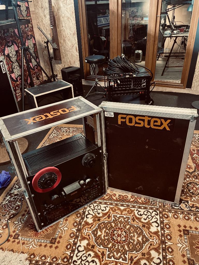 FOSTEX E-16, Enlèvement, Utilisé, 10 à 20 canaux