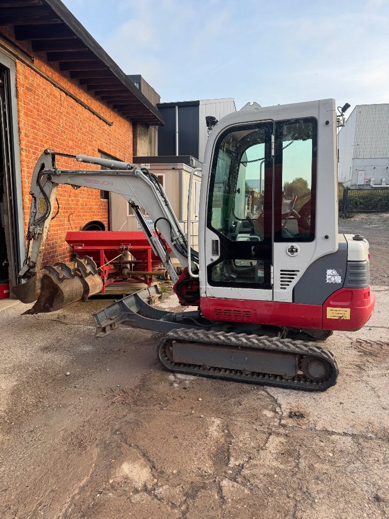 Tackeuchi tb219, 2 ton kraan, Zakelijke goederen, Ophalen, Kraan