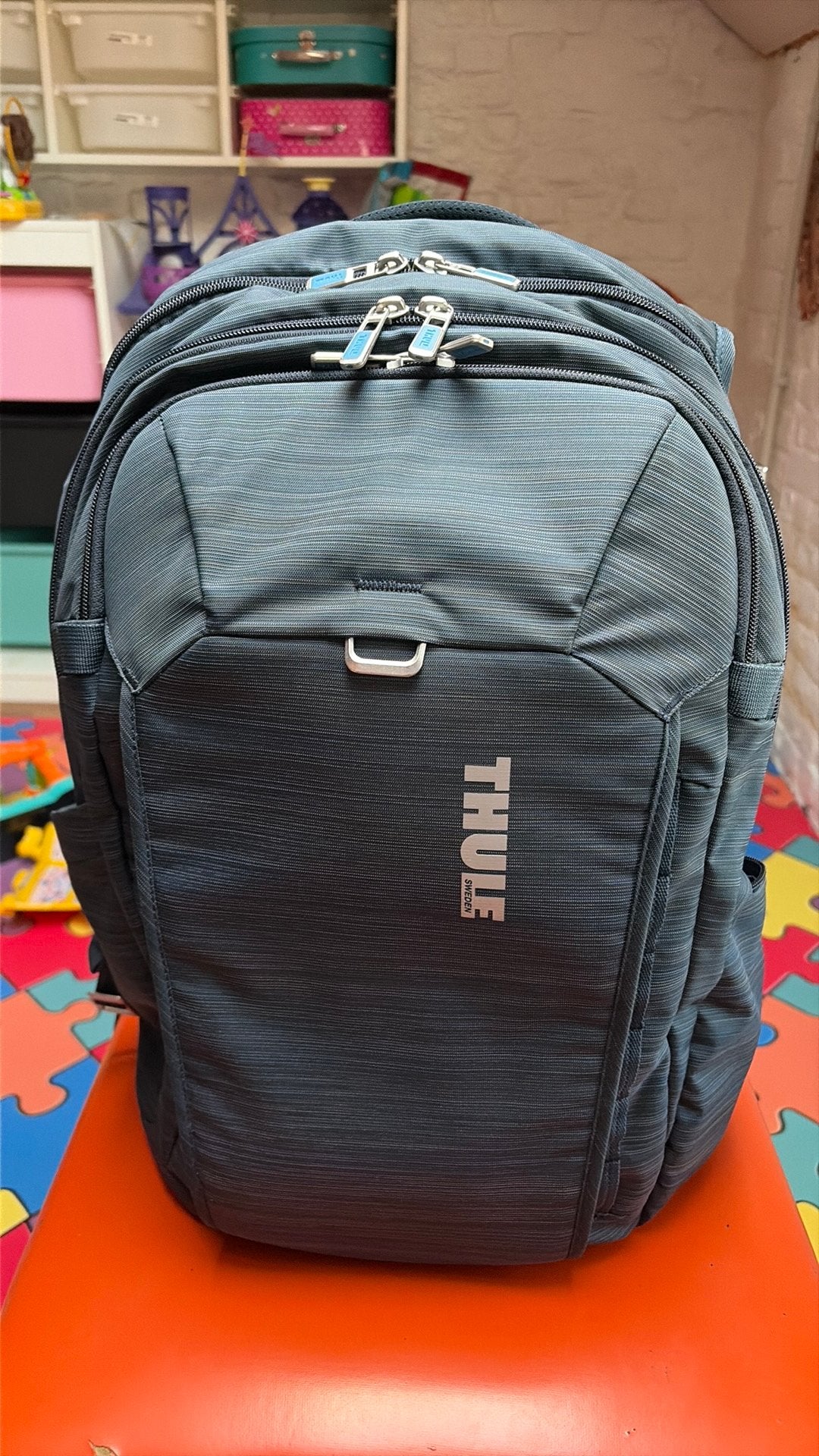 Thule Construct 28L – Comme neuf – 15,6” – 105€, Bijoux, Sacs & Beauté, Enlèvement ou Envoi, Comme neuf