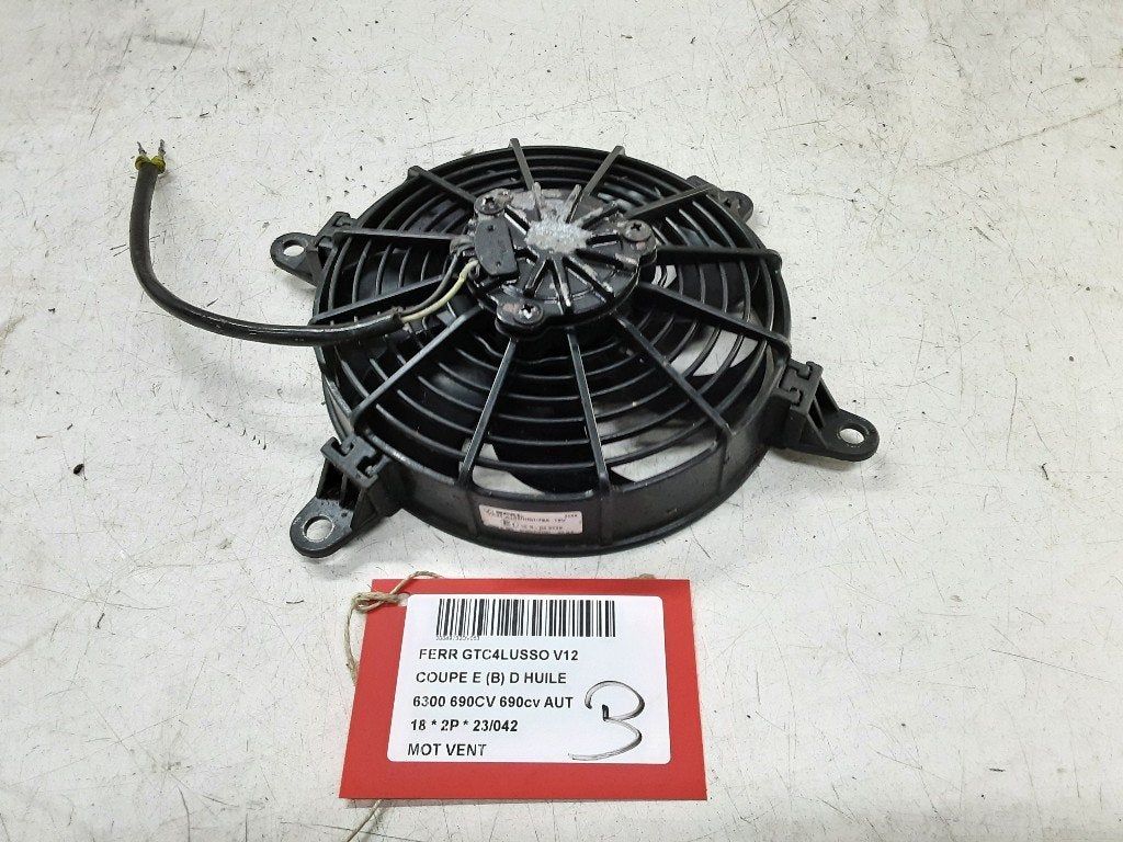 KACHEL VENTILATORMOTOR Ferrari GTC4 Lusso (7101521), Auto-onderdelen, Airco en Verwarming, Ferrari, Gebruikt