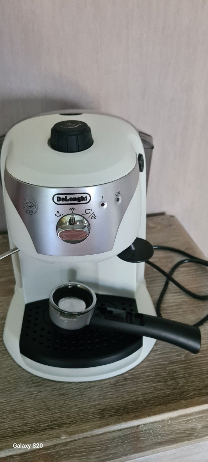 koffie automaat delonghi, Elektronische apparatuur, Ophalen, Zo goed als nieuw, Koffiemachine, Gemalen koffie