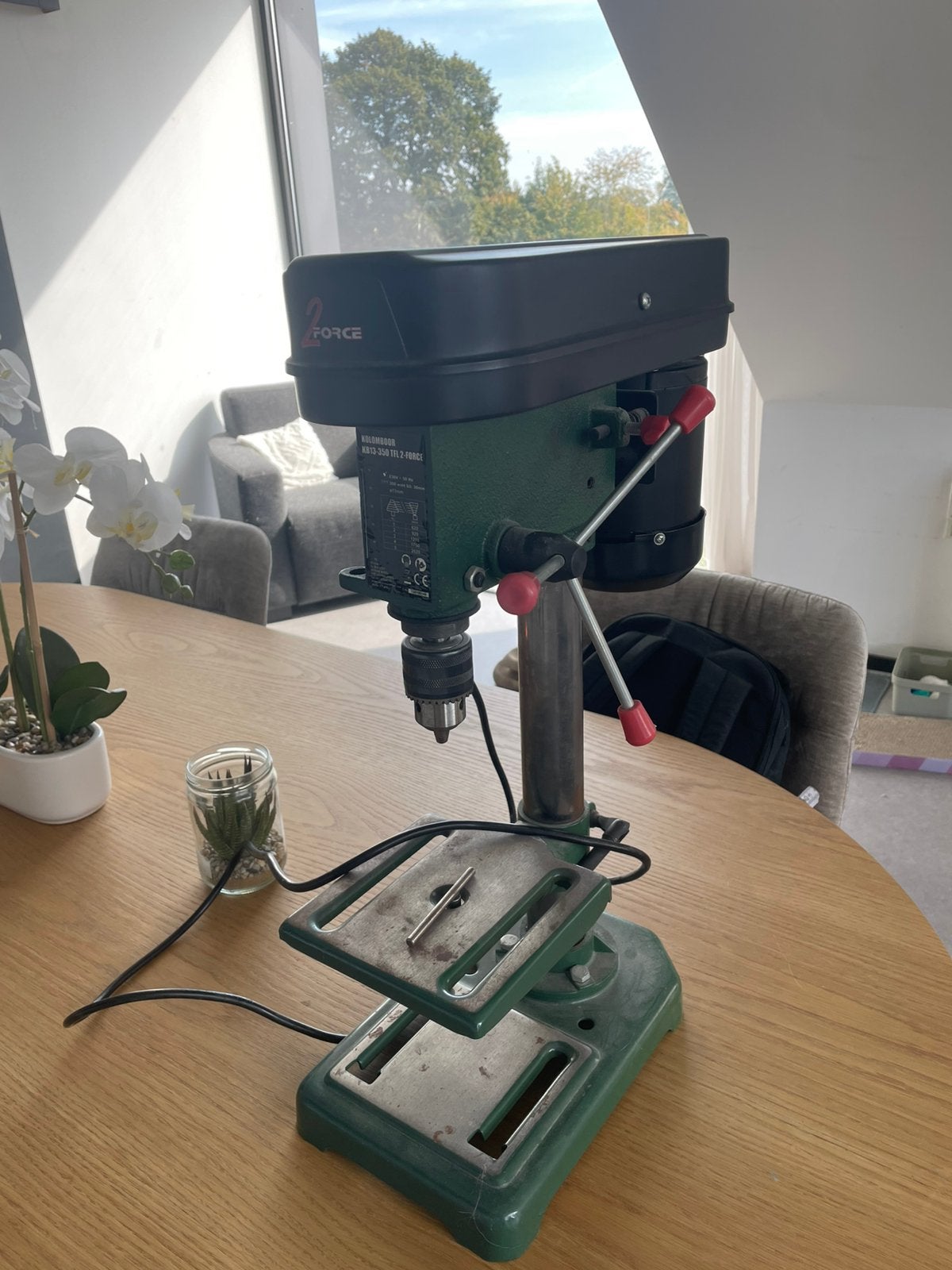 2-Force Kolomboormachine 350W – Boormachine op statief, Doe-het-zelf en Bouw, Ophalen, Gebruikt, Minder dan 400 watt, Boormachine