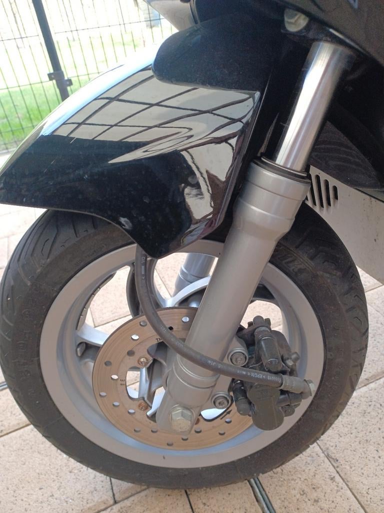 Foto's scooter 125cc, Fietsen en Brommers, Scooters | Yamaha, Ophalen, Gebruikt, Overige modellen, 125 cc