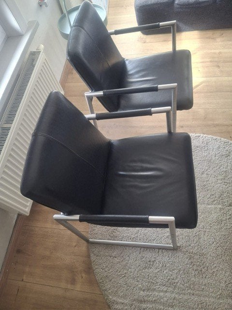 4 zwarte stoelen, Ophalen, Gebruikt, Zwart, Vier