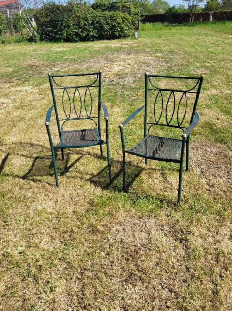 Zware Ijzer tuinstoelen € 40,00, Ophalen, Zo goed als nieuw, Metaal, Stapelbaar