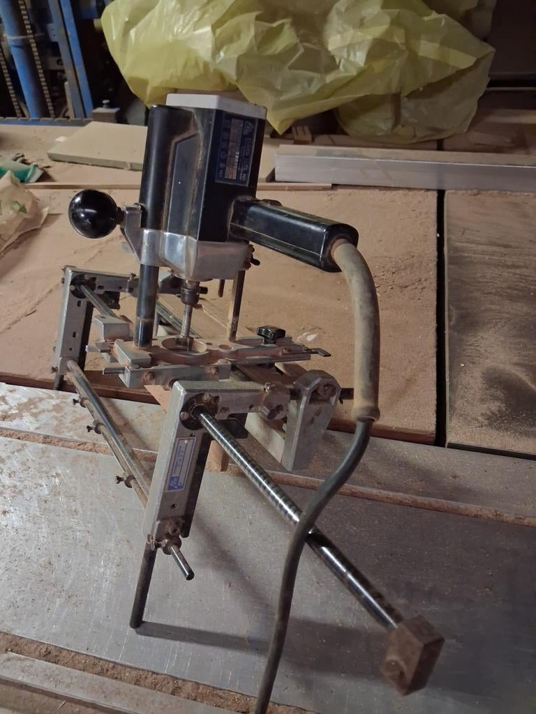 ELU freesmachine, Bricolage & Construction, Enlèvement