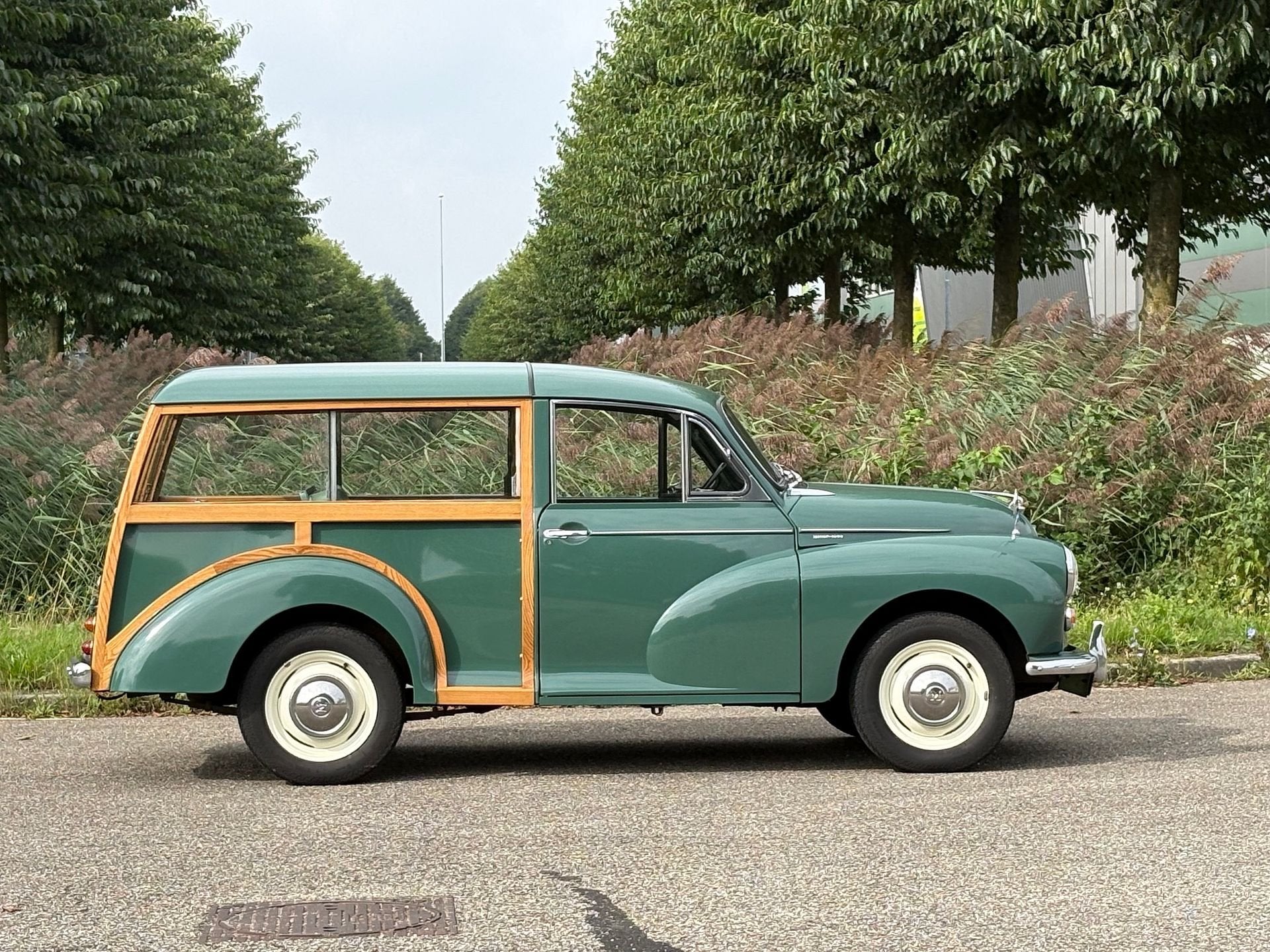 Morris Minor 1000 LHD, foto 3
