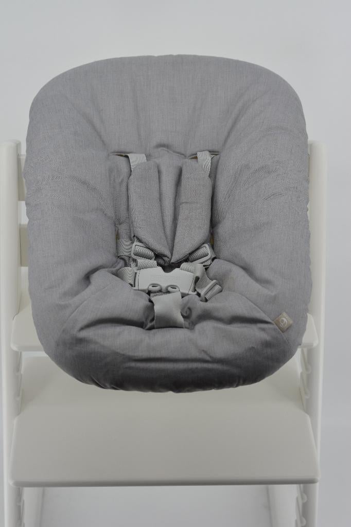 Siège pour nouveau-né Stokke Tripp Trapp — Nouveau modèle, Envoi, Utilisé, Chaise évolutive, Ceinture(s)