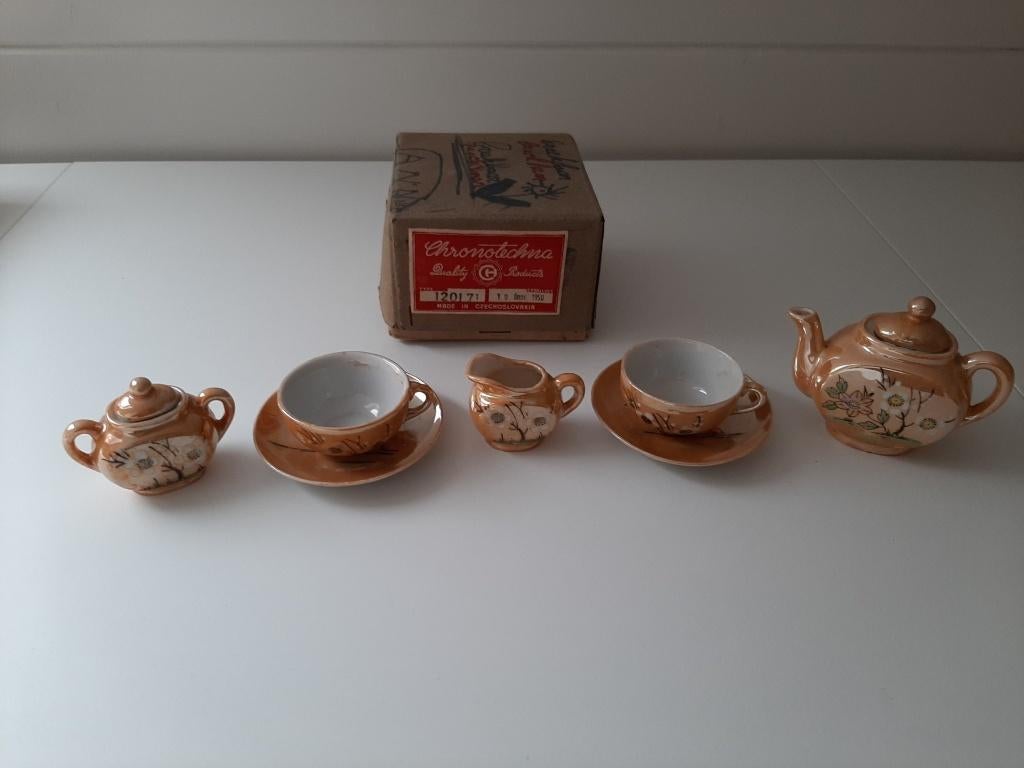 porselein mini servies van 1950 Czechoslovaki vintage, Enlèvement, Comme neuf, Porcelaine, Service complet