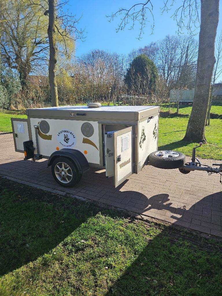 WT-Metall Thermo 4-Vaks Hondenkar - Sint-Pauwels - € 2.500,-, Enlèvement, Utilisé