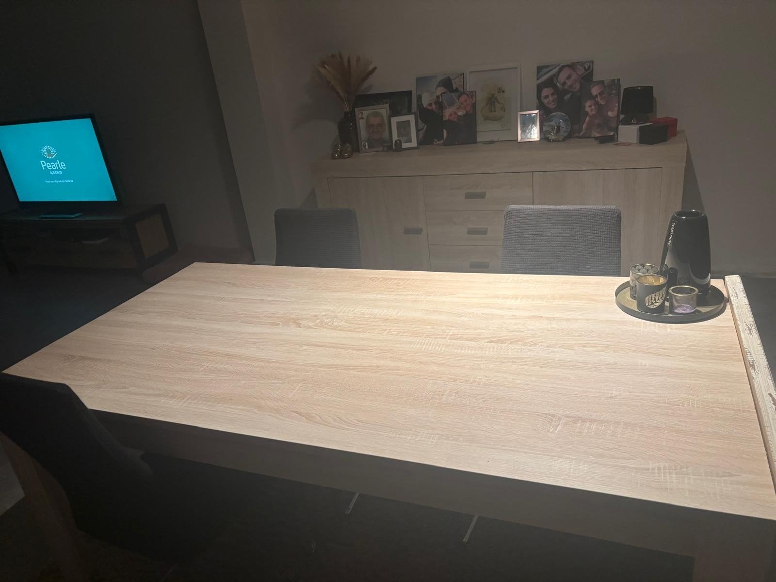 tafel 180x90cm + 4 stoelen