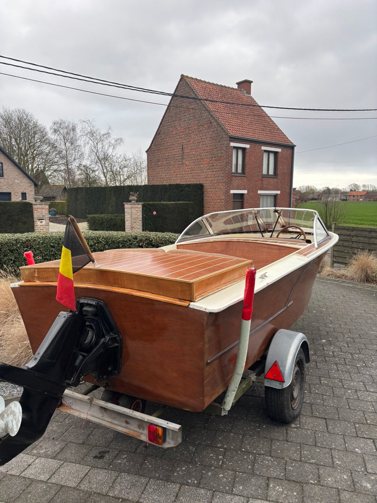 Boot motorboot v6, Watersport en Boten, Motorboten en Motorjachten, Zo goed als nieuw, Polyester, Elektrisch, Speedboot, Ophalen