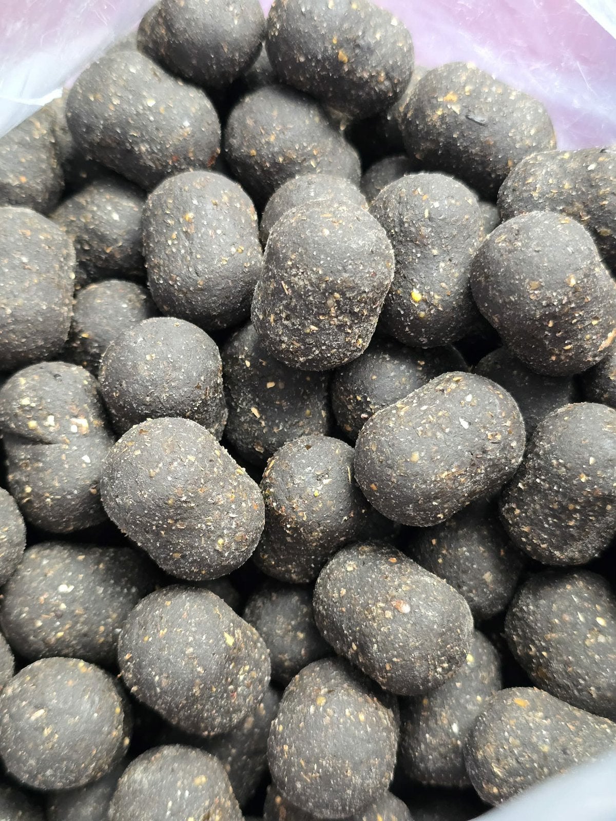 Haltères noires à la banane, 24 x 20 mm, bouillettes, Sports nautiques & Bateaux, Enlèvement ou Envoi, Neuf, Autres types