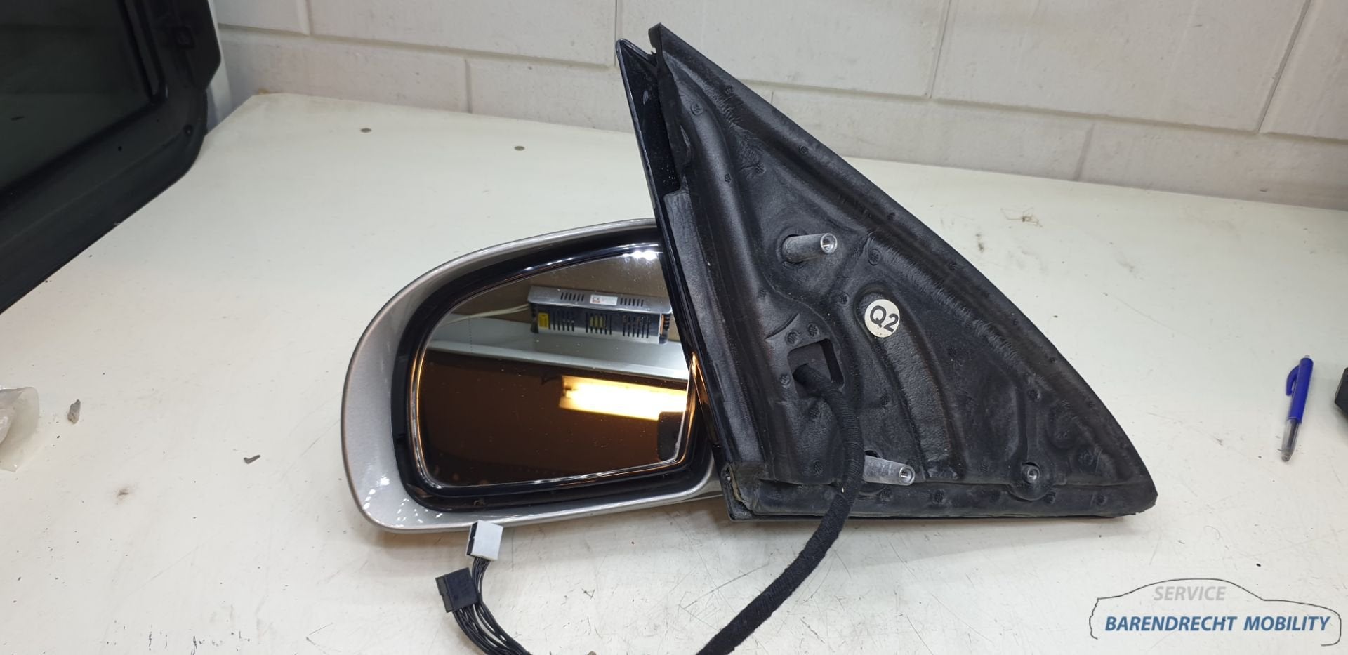 R troviseur ext rieur Classe R W251 Mercedes 2518101293 lect, Mercedes-Benz AG, Mercedes-Benz, Utilisé, Mercedesstrasse 120
70372  Stuttgart, DE