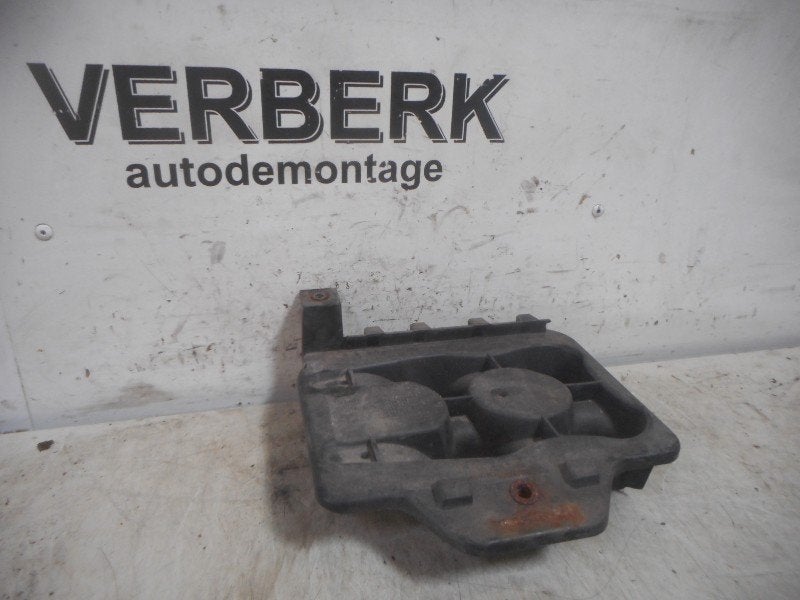 BAC A BATTERIE Audi A3 (8L1) (01-1996/05-2003) (1j0804373), Autos : Pièces & Accessoires, Auto-Union-Straße  1,
85057  Ingolstadt, DE