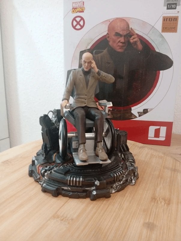 Iron Studios Professor X 1/10 Statue – Complete in Box, Collections, Statues & Figurines, Enlèvement ou Envoi, Comme neuf, Fantasy