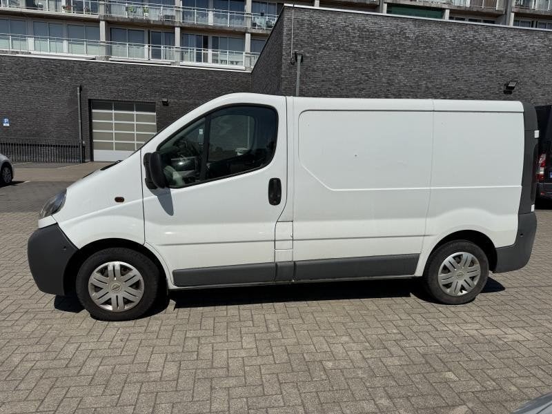 Opel Vivaro 1.9cdti Volledige historiek️❤️Garantie️❤️Gekeurd, Auto's, 82 kW, Bedrijf, 1892 cc, Te koop