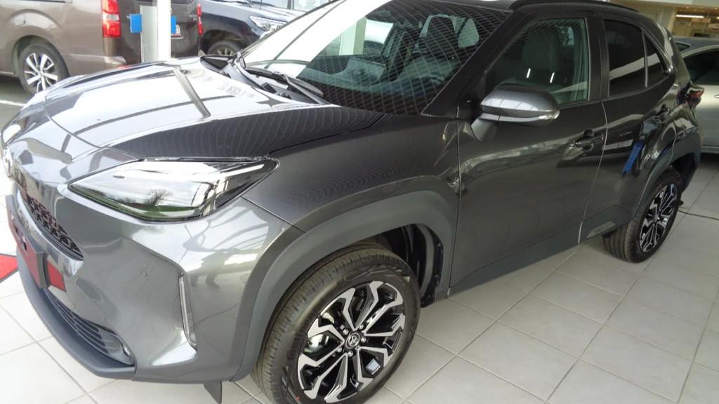 Toyota Yaris Cross EXECUTIVE HYBRIDE + PACK (bj 2025), Automaat, Stof, Gebruikt, Overige kleuren