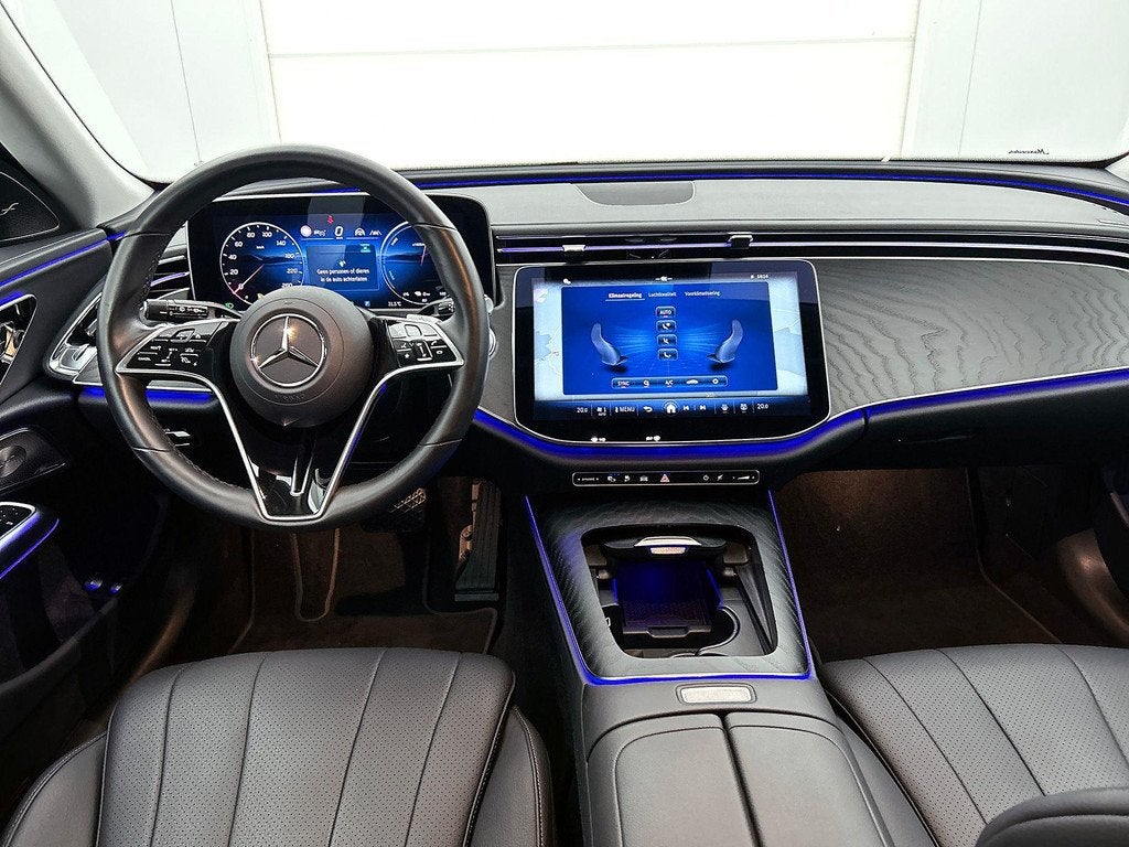 Mercedes-Benz E-Klasse 300 e Break Luxury Line | Trekhaak |, Auto's, Automaat, Gebruikt, Zwart, Plug-in hybride