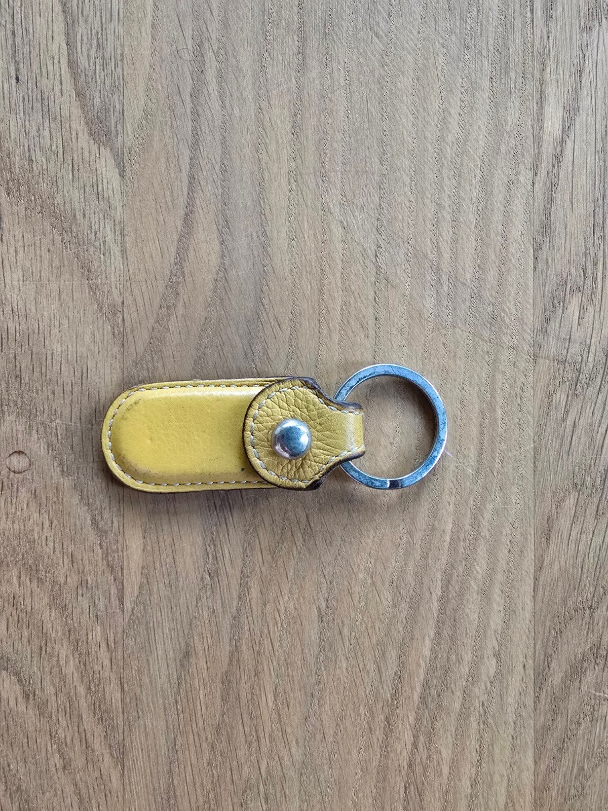 Delvaux – Lederen sleutelhanger – Geel – Vintage, Ophalen of Verzenden