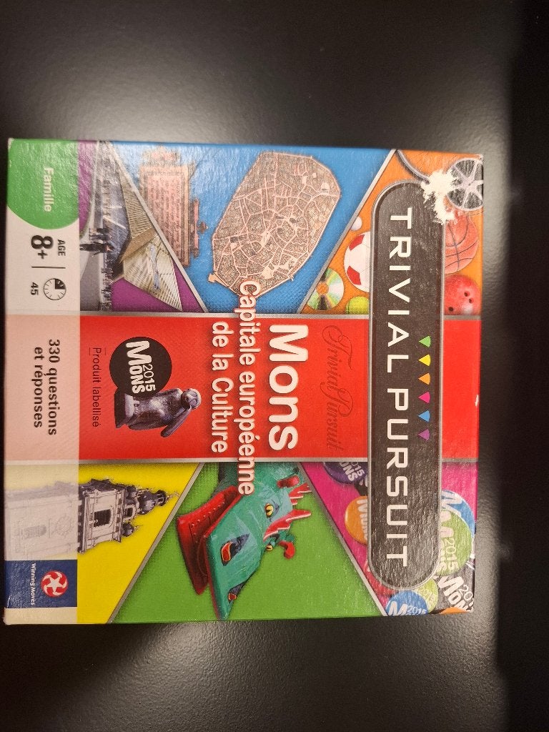 Trivial pursuit sur mons, Hobby en Vrije tijd, Ophalen, Zo goed als nieuw