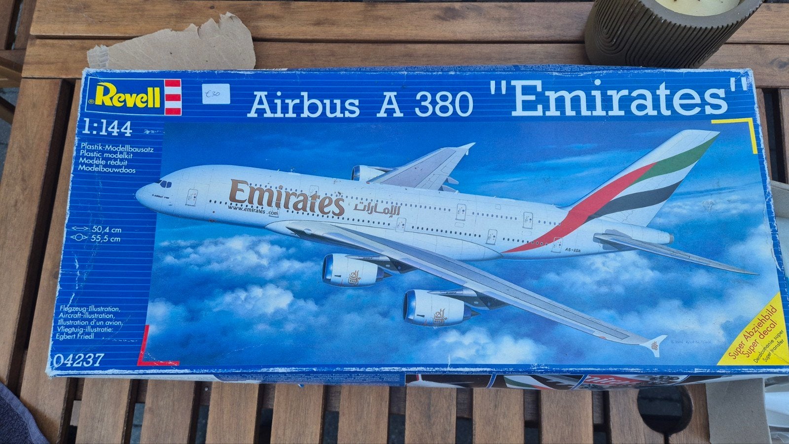 Revell 1/144 A380 Emirates, Hobby & Loisirs créatifs, Modélisme | Avions & Hélicoptères, Enlèvement ou Envoi, Revell, 1:144 à 1:200