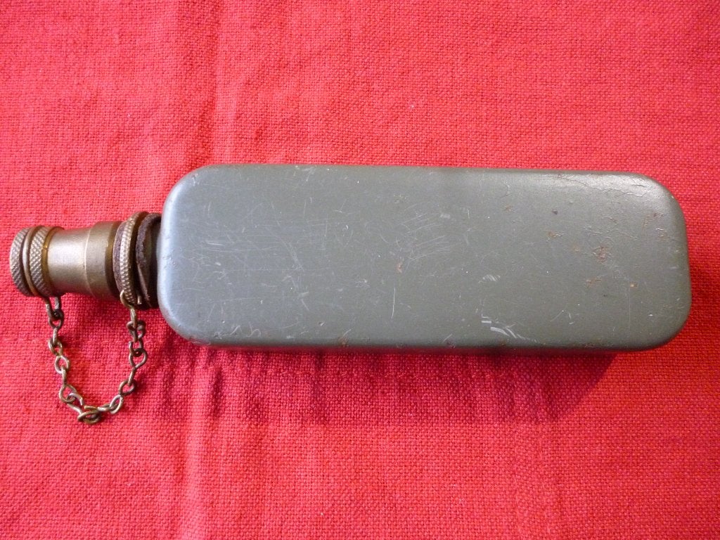 Burette huile armée Française, Enlèvement ou Envoi