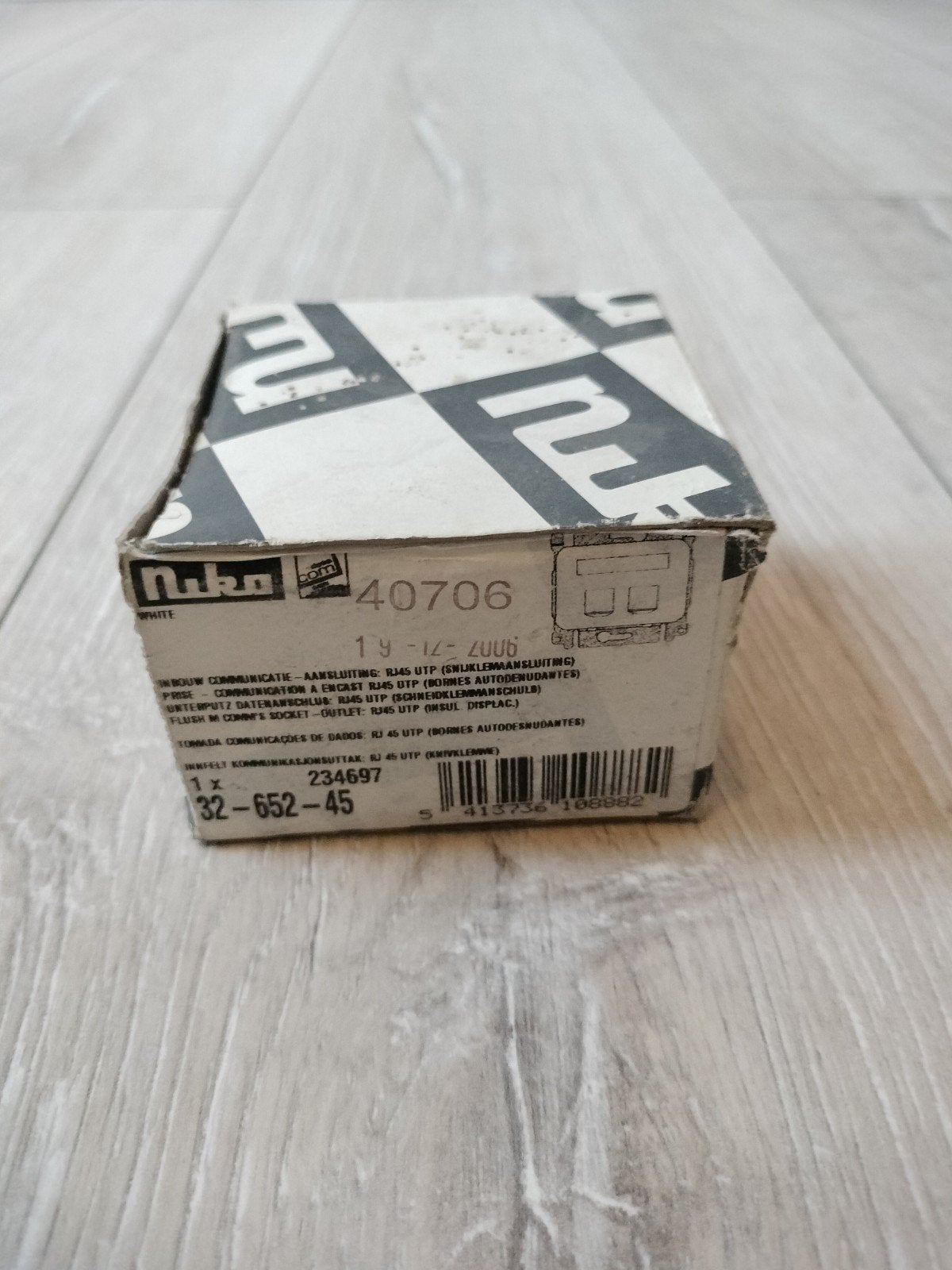 Niko RJ45 UTP Wandcontactdoos - Nieuw in doos, Ophalen