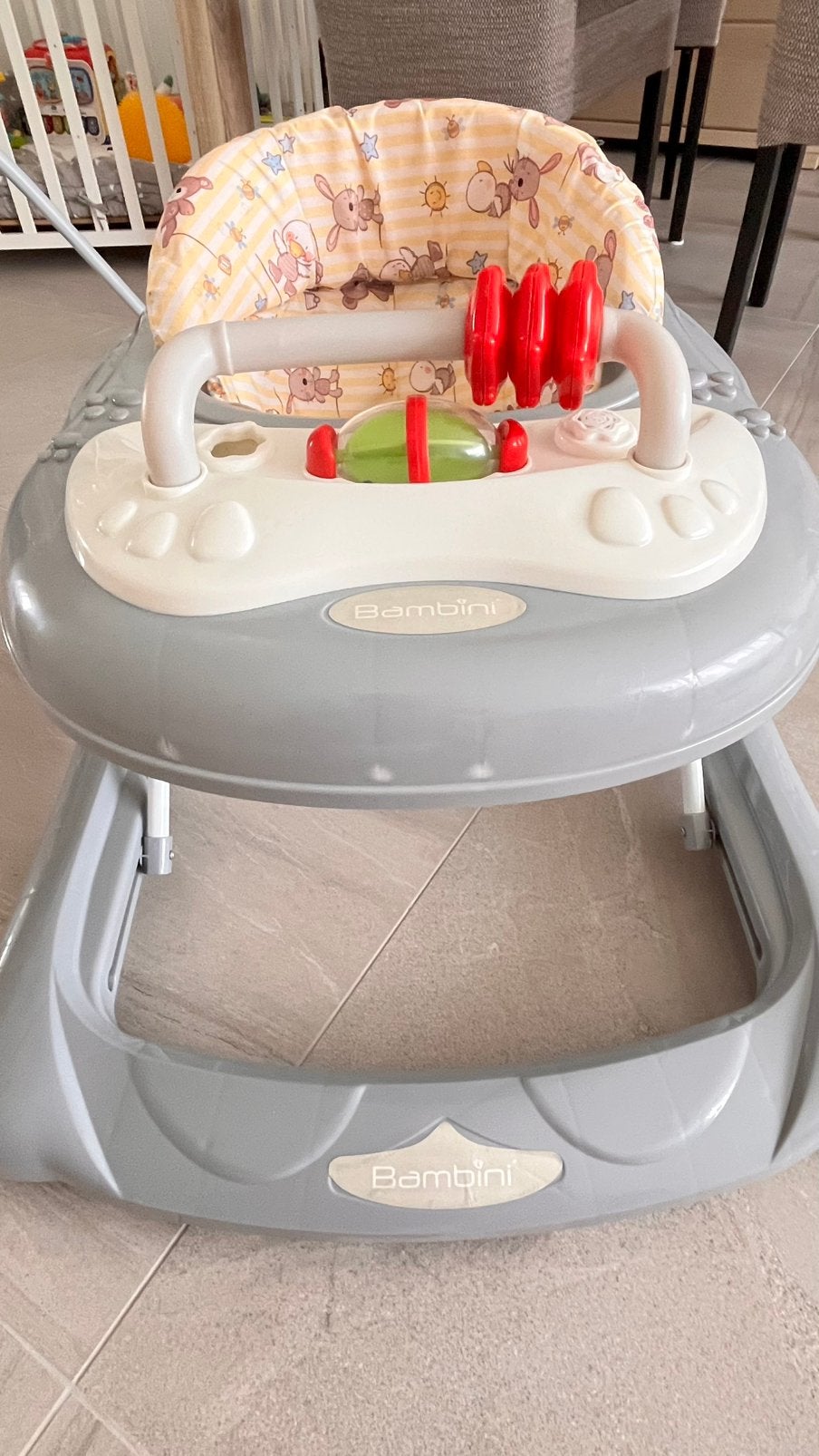 Bambini loopwagen / baby walker, Kinderen en Baby's, Wipstoeltjes, Ophalen of Verzenden, Zo goed als nieuw