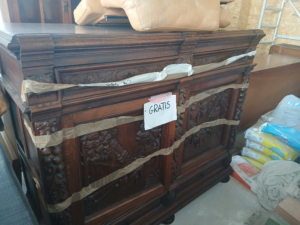 Massief houten kasten te geef, Ophalen