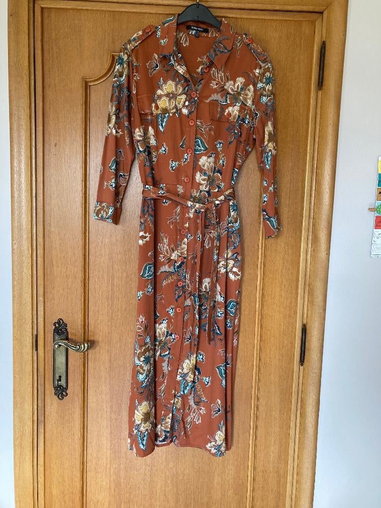 Roestkleurig lang kleed 3/4 mouw, Marie Méro, 40, Vêtements | Femmes, Robes, Taille 38/40 (M), Enlèvement ou Envoi, Autres couleurs