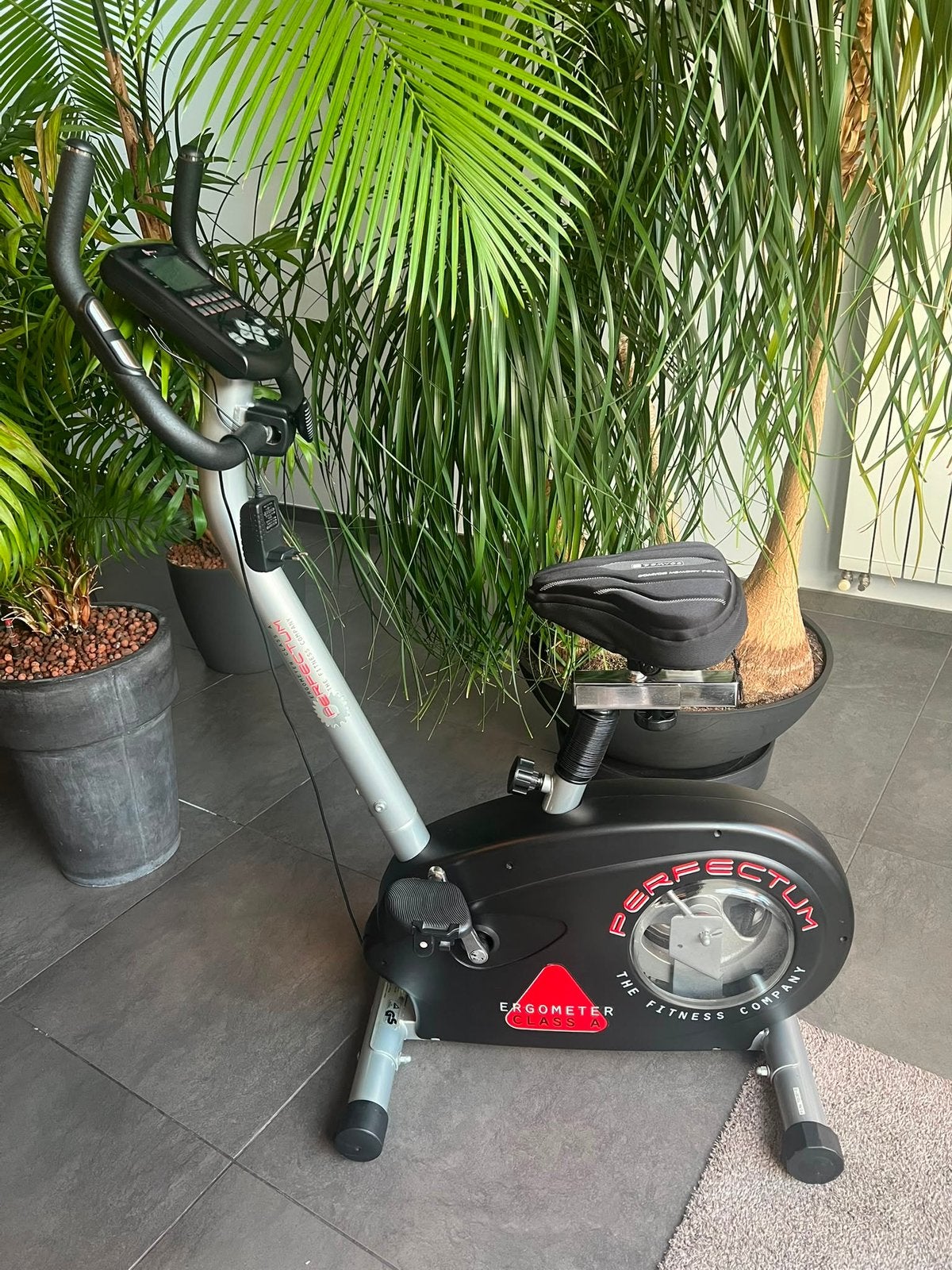 Hometrainer Perfectum Ergometer (Class A), Sports & Fitness, Appareils de fitness, Comme neuf, Vélo d'appartement, Jambes, Abdominaux