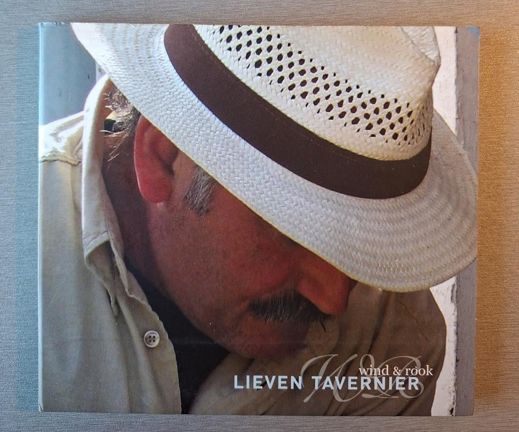 CD. Liéven Tavernier. Vent et fumée (Digipack)., Enlèvement ou Envoi