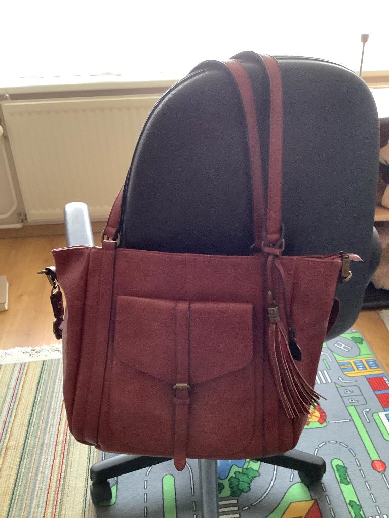 Handtas bordeaux, Ophalen, Zo goed als nieuw, Overige kleuren, Handtas