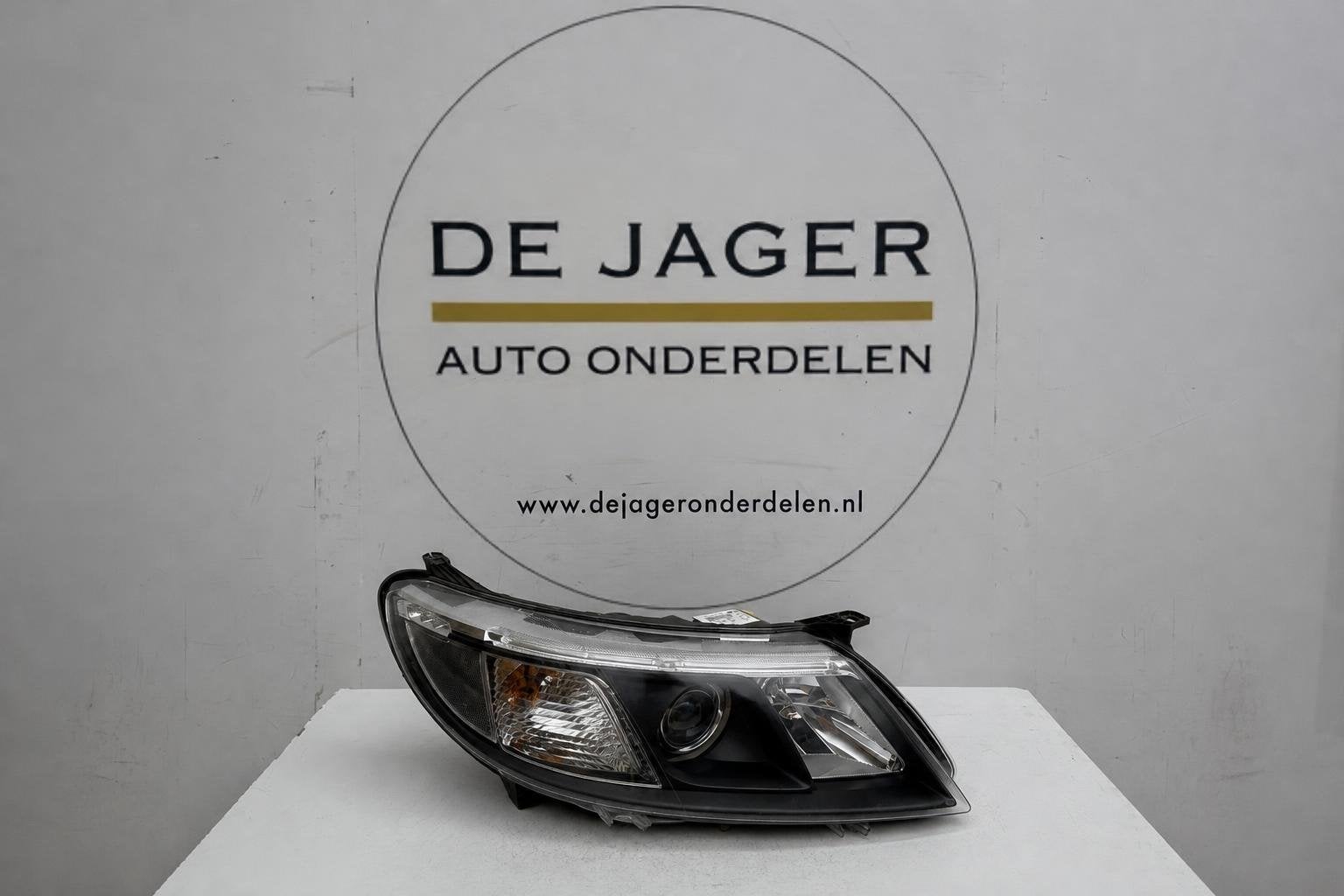Phare droit Saab 9-5 YS3E P12842042, Autos : Pièces & Accessoires, Saab Automobile AB (defunct), Saabvagen 1
461 80  Trollhattan, SE