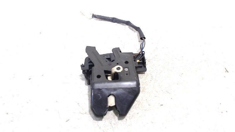 Slot mechaniek kofferdeksel achterklep elektrisch Chevrolet, Onderdelen@venauto.nl, Van der Ven Autorecycling B.V., Gebruikt, Ettenseweg 76, 4706 PB Roosendaal, The Netherlands