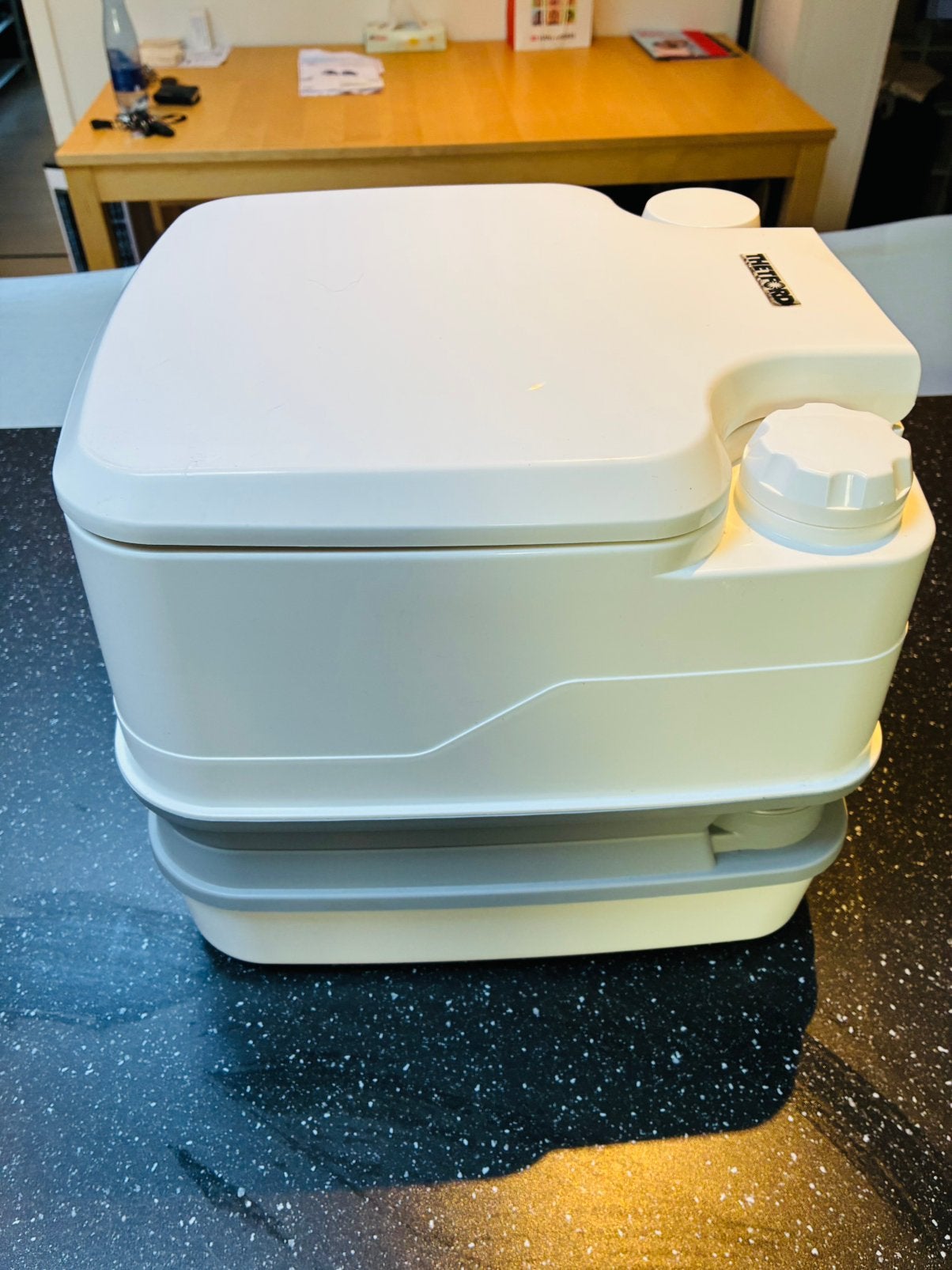 Porta potti 335 te koop, Enlèvement, Comme neuf