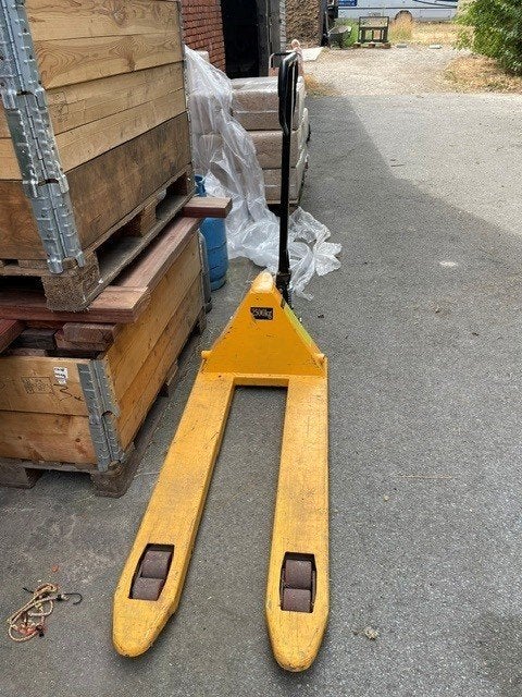 Transpallet 2500kg hefvermogen, vorklengte 1150, Doe-het-zelf en Bouw, Palletwagens en Pompwagens, Ophalen, Gebruikt