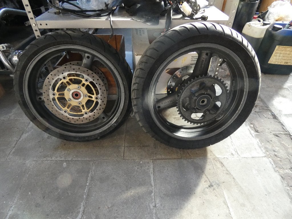 suzuki sv650 AV 1999-2002 setje wielen, Motos, Enlèvement, Utilisé
