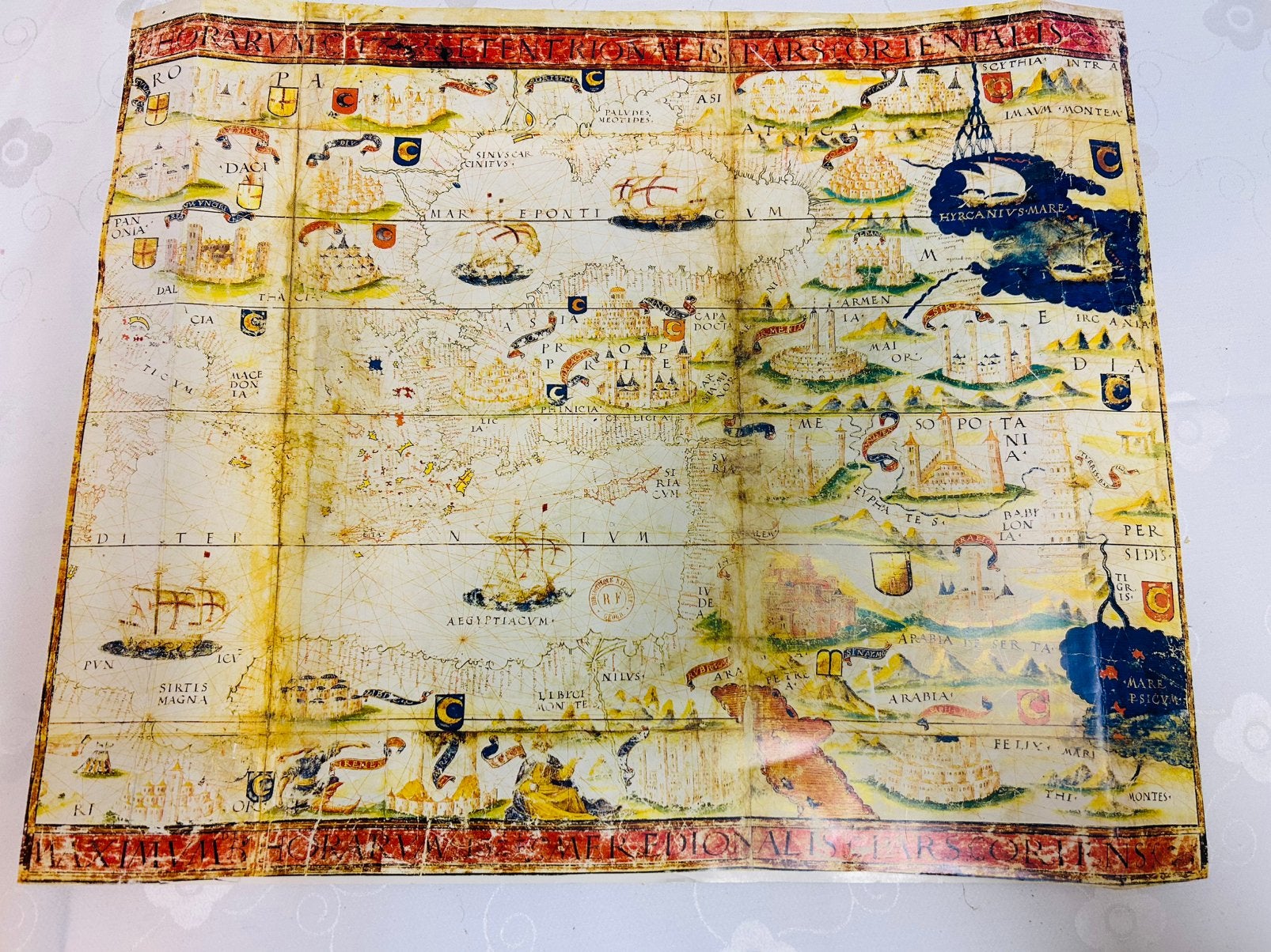 2 reproducties van kaarten: kaarten van Portulans/Maritime, Ophalen