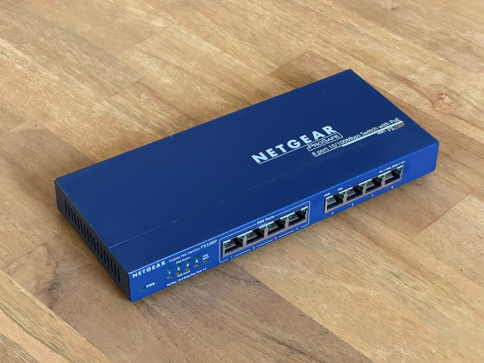 Netgear 8 port 4x POE switch, Ophalen of Verzenden, Gebruikt