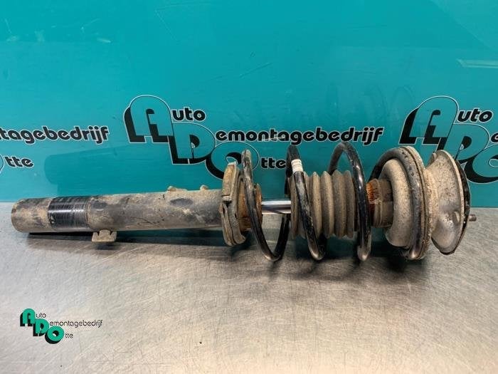 Barre amortisseur avant droit d'un BMW 1-Serie (1-Serie 03-), -, 3 mois de garantie, Utilisé, -
