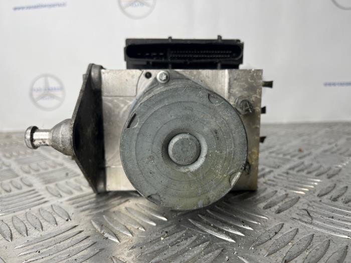 ABS Pomp van een Mercedes Sprinter, Gebruikt, -, -, 3 maanden garantie
