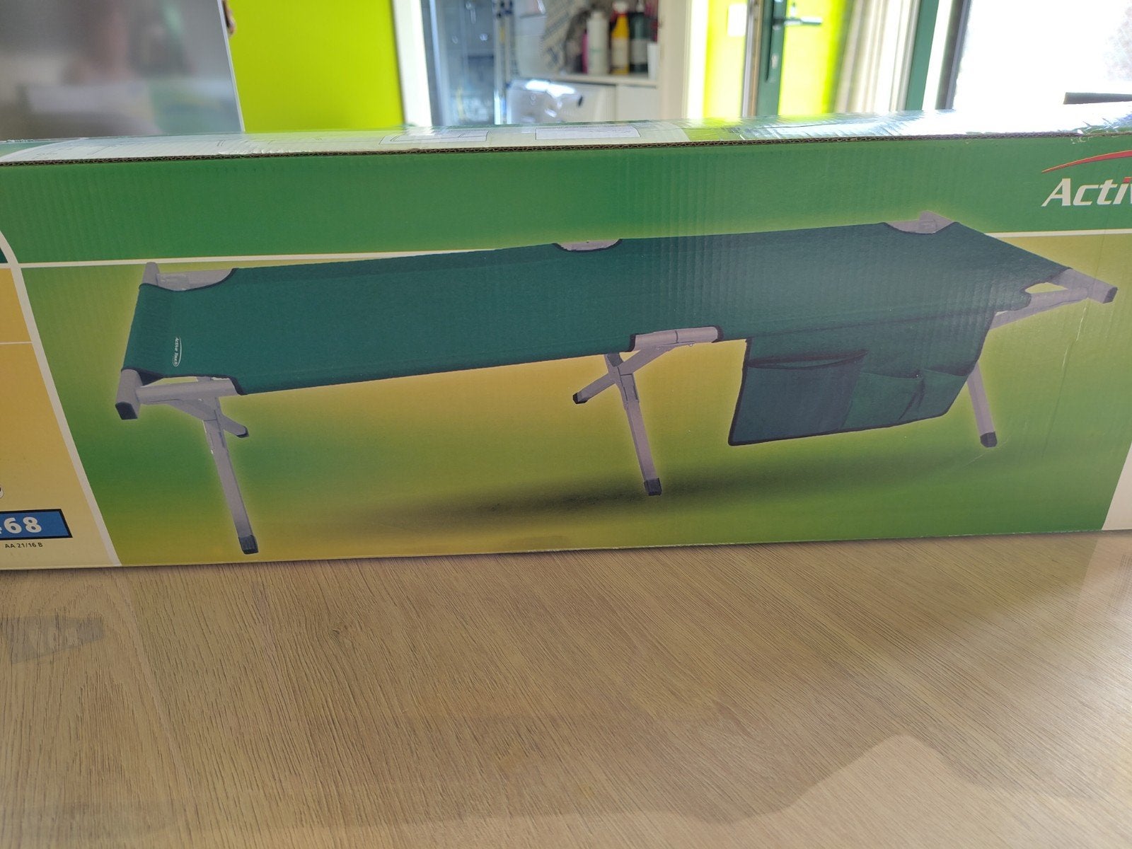 Campingbed, groen, met draagtas en zijdelingse opbergtas, Ophalen, Nieuw
