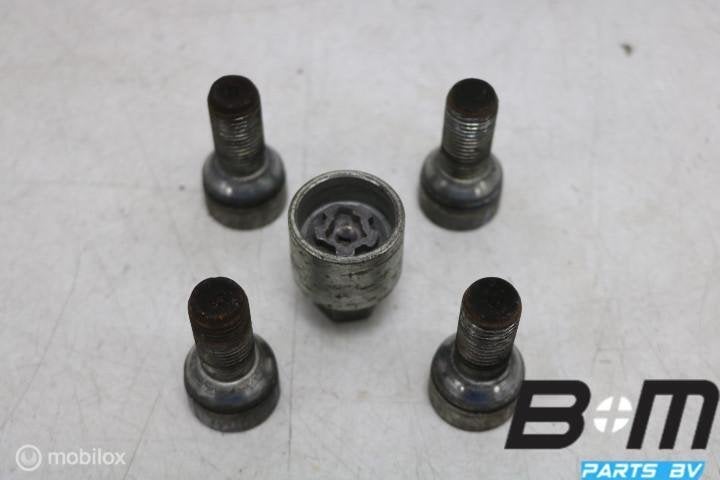 Set originele slotbouten VW Troc, Gebruikt, Band(en)
