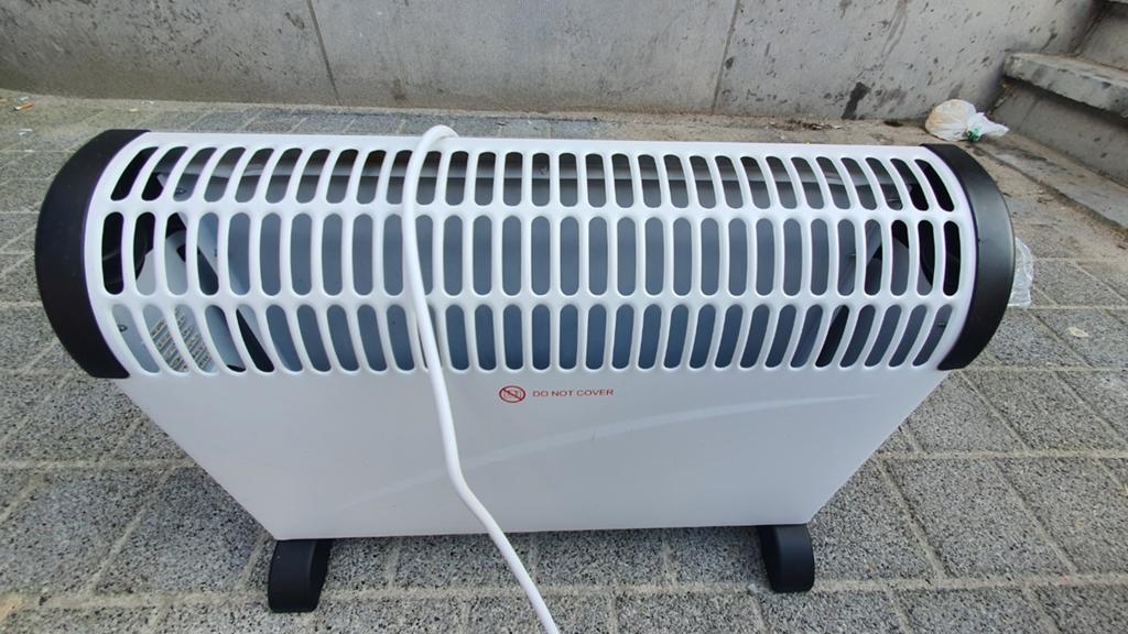 2 chauffage électrique à vendre neuf jamais utilisé, Enlèvement ou Envoi