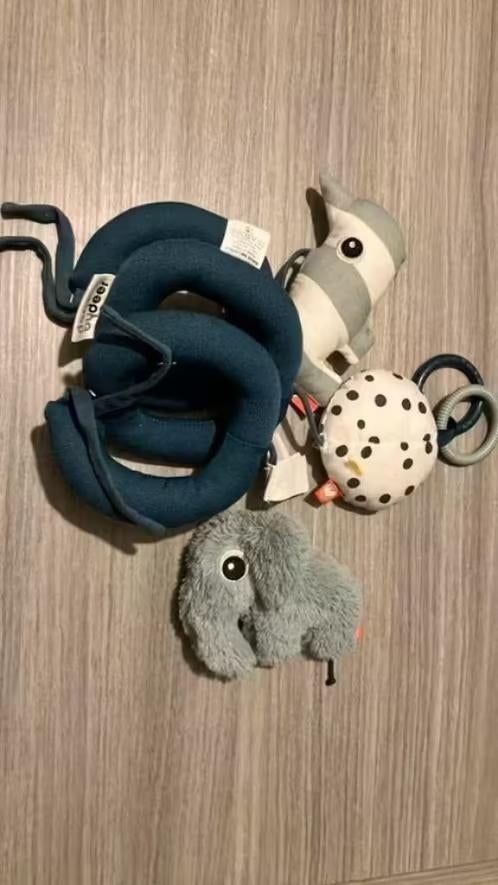 Baby speelgoed Activiteitenspiraal Done by Deer, Kinderen en Baby's, Ophalen of Verzenden, Gebruikt