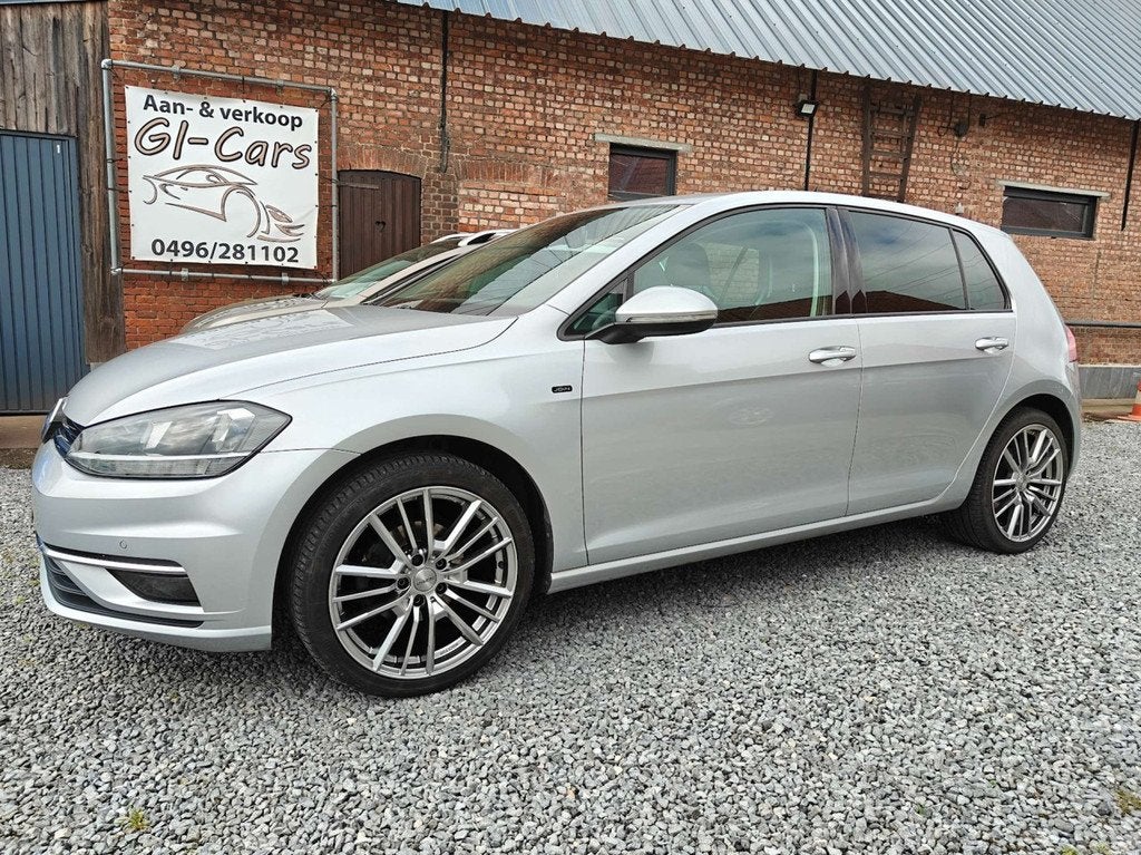 Volkswagen Golf Golf 1.0 TSI Trendline OPF (EU6.2), Argent ou Gris, Achat, Entreprise, Electronic Stability Program (ESP)
