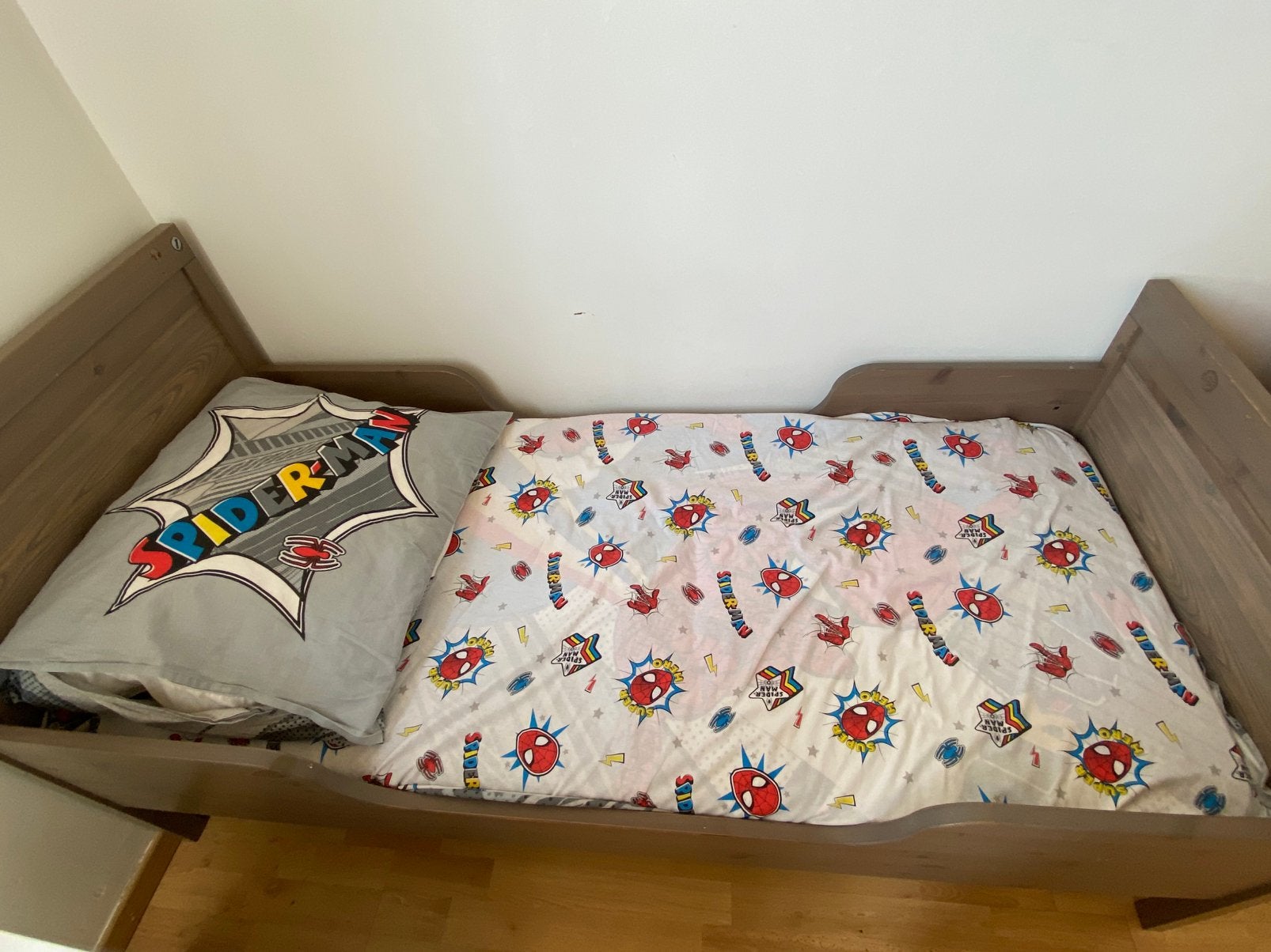 Kleine bed voor kinderen, Ophalen, Zo goed als nieuw, Matras